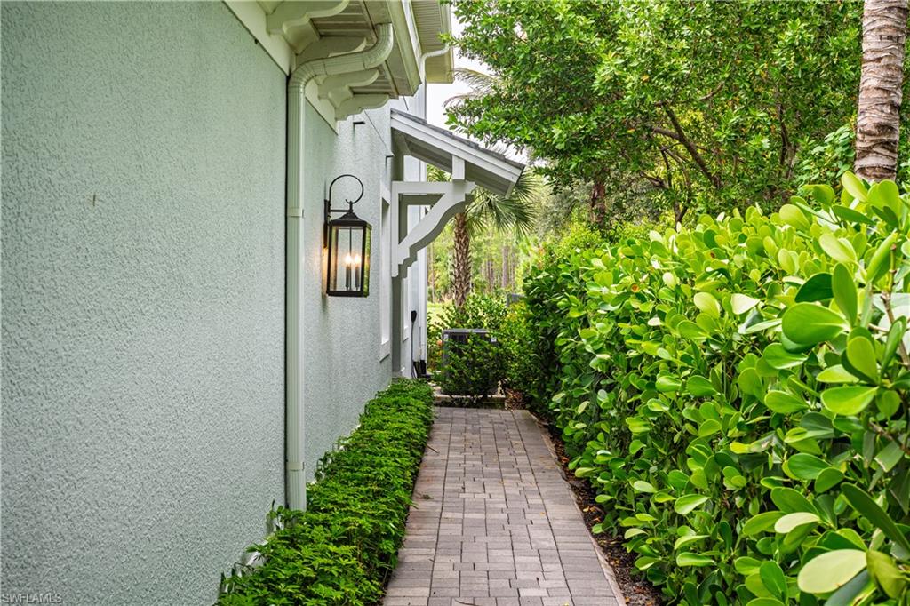 2626 Seychelles Cir 1404 Property Photo 29