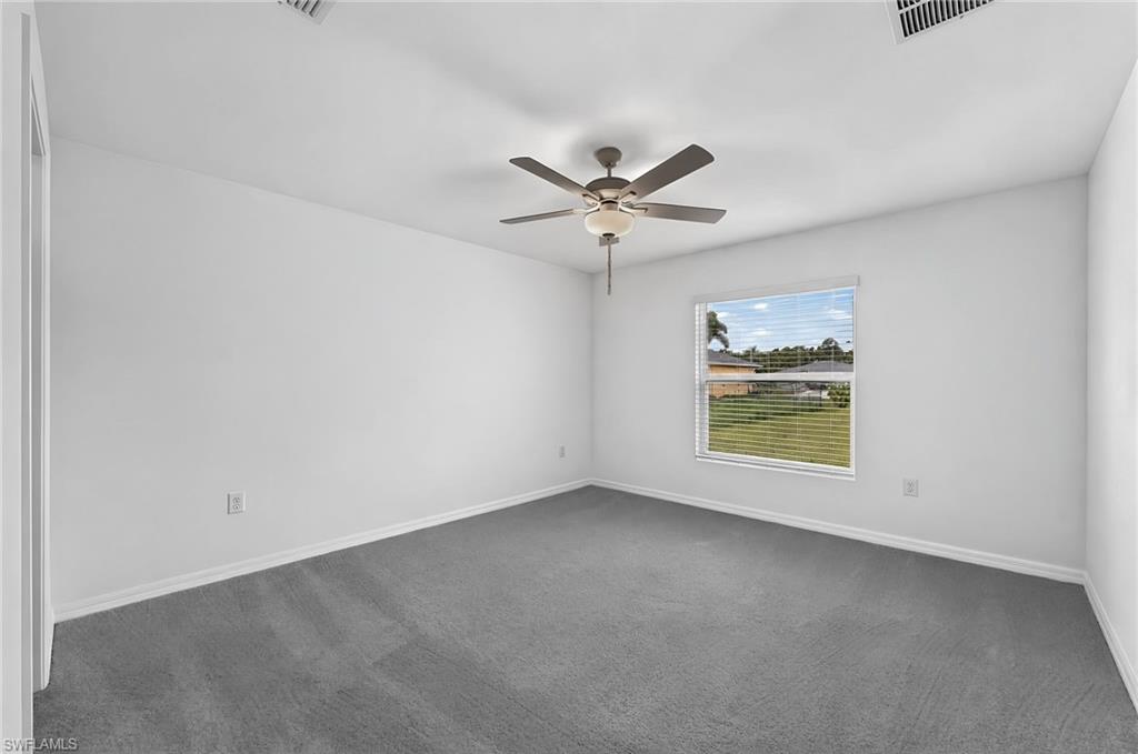 3330 9th Ave Property Photo 5
