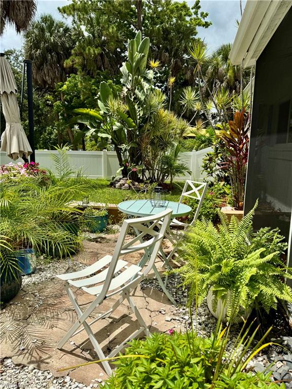 1447 Shadowlawn Dr Property Photo 28