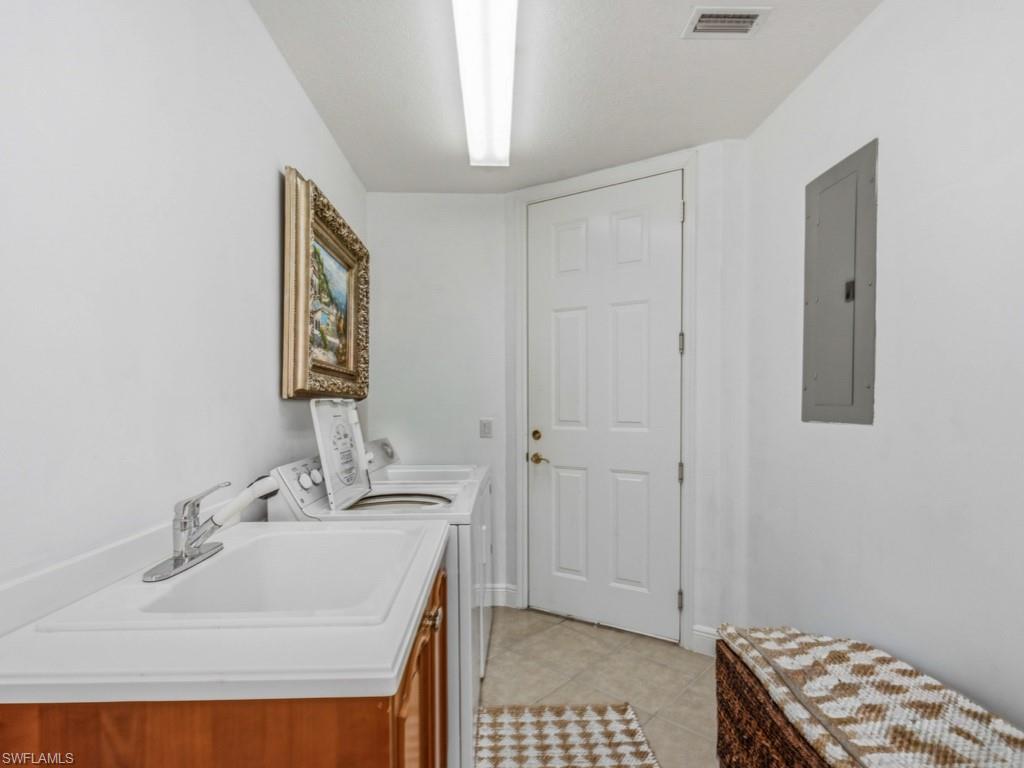 9255 Museo Cir 103 Property Photo 16