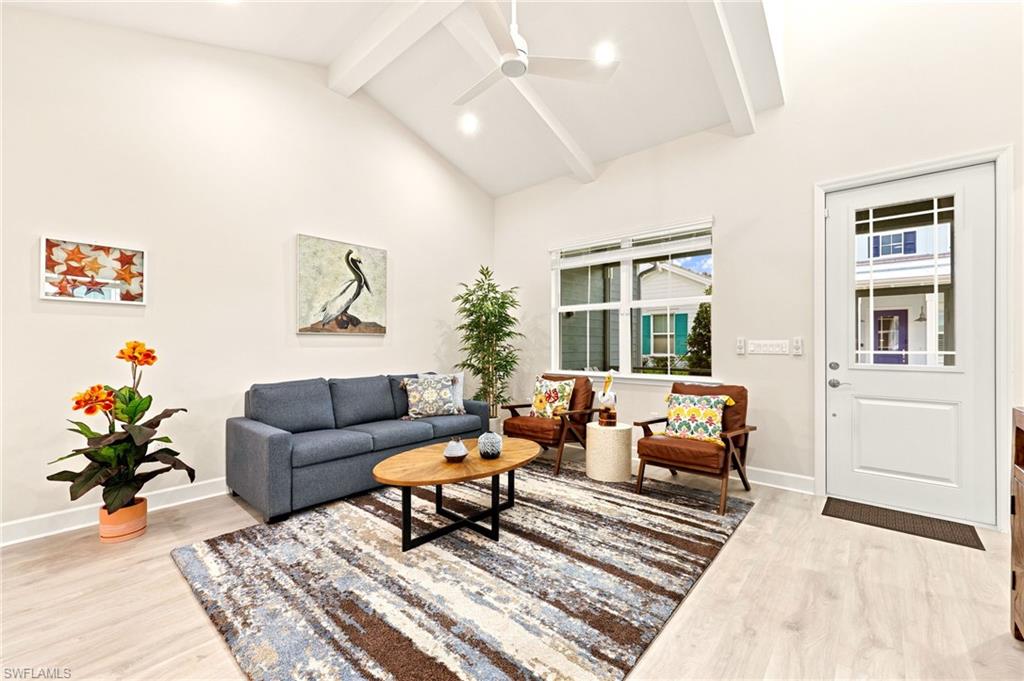 7239 Saona Ct Property Photo 3