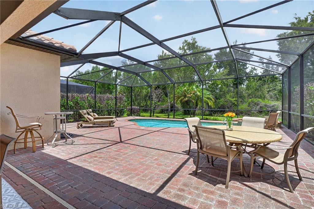 12695 Kinross Ln Property Photo 25