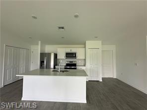 2131 24th Ter Property Photo 3