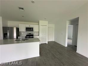 2131 24th Ter Property Photo 4