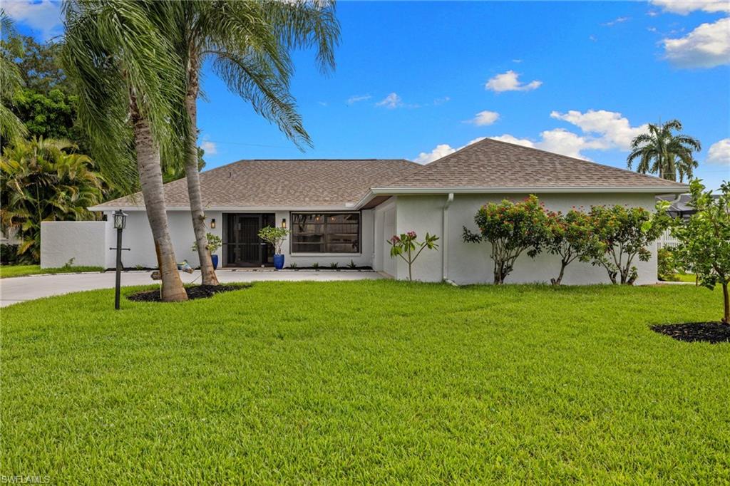 433 Golfview DR Property Photo 1