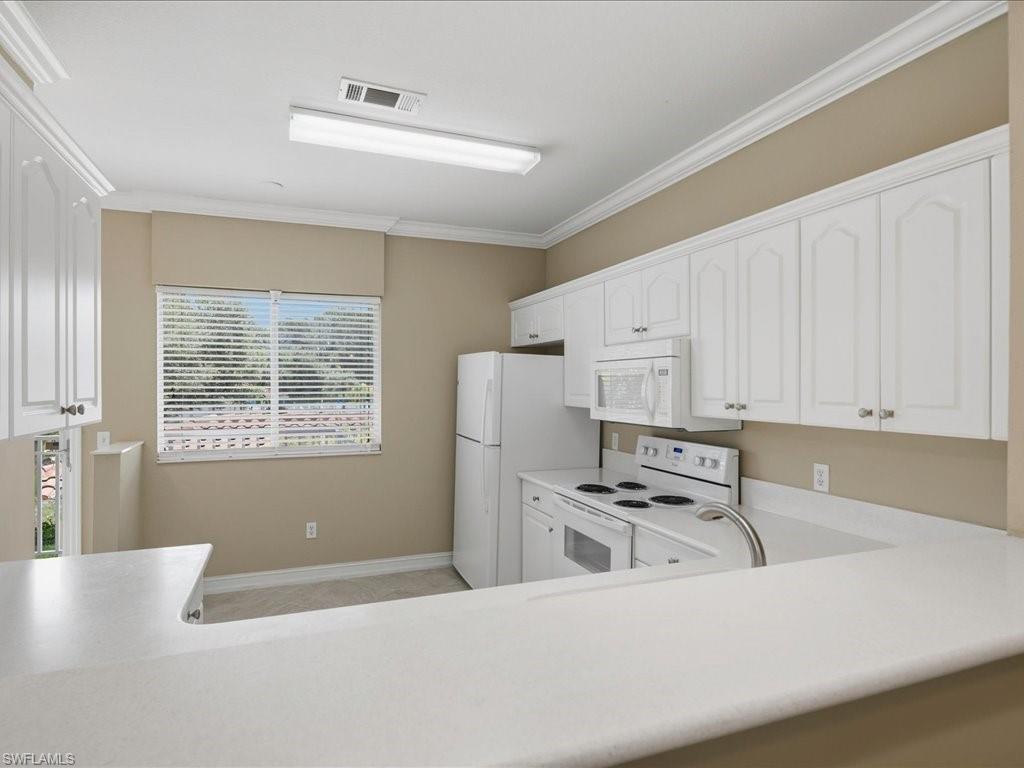 600 Luisa Ct 4 Property Photo 8