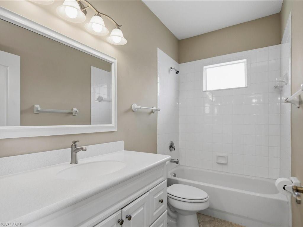600 Luisa Ct 4 Property Photo 18
