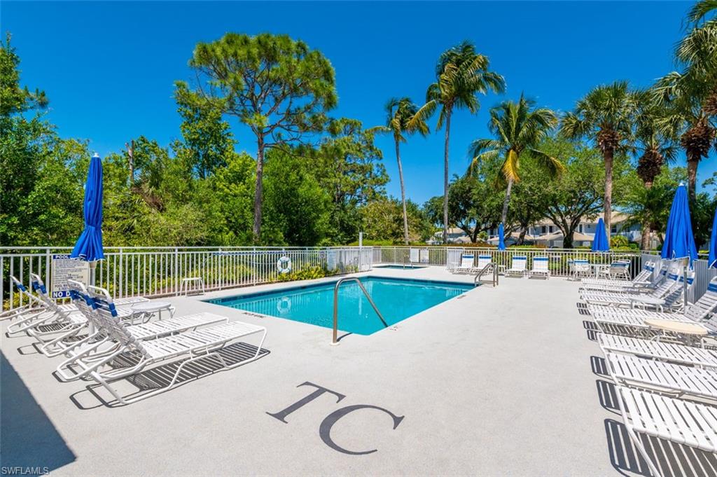 975 Tarpon Cove Dr 103 Property Photo 34