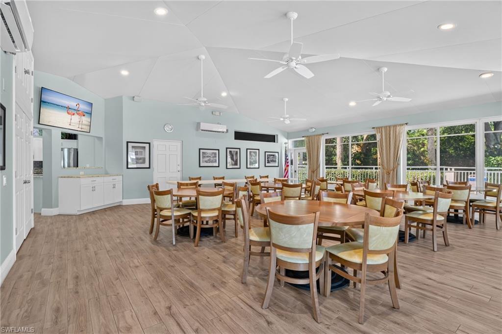 975 Tarpon Cove Dr 103 Property Photo 37