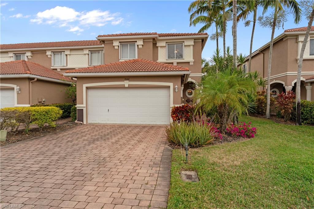 9544 Roundstone Cir Property Photo 2