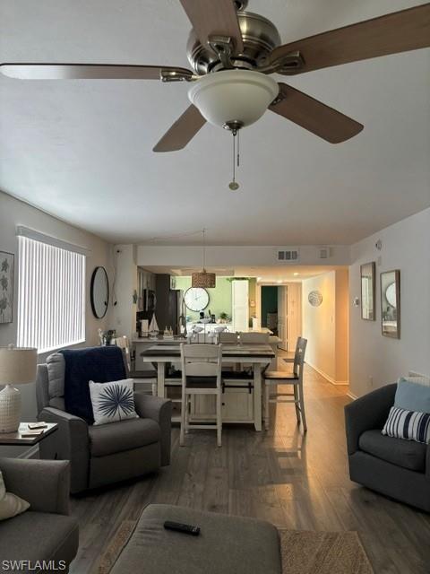 290 Naples Cove Dr 2206 Property Photo 24