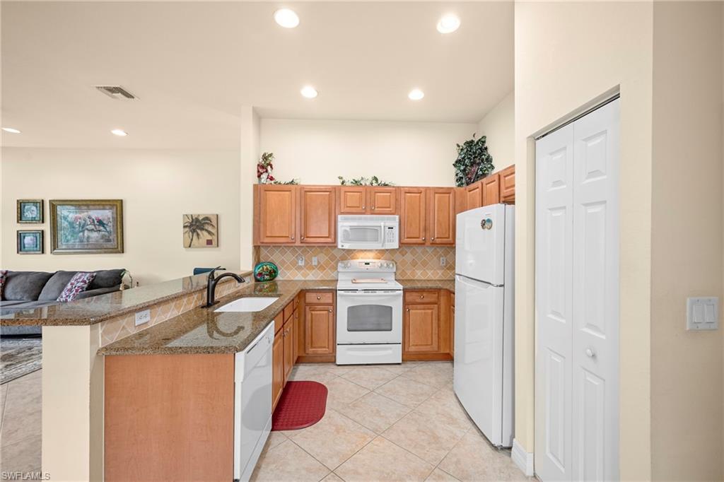 11104 Yellow Poplar Dr Property Photo 8