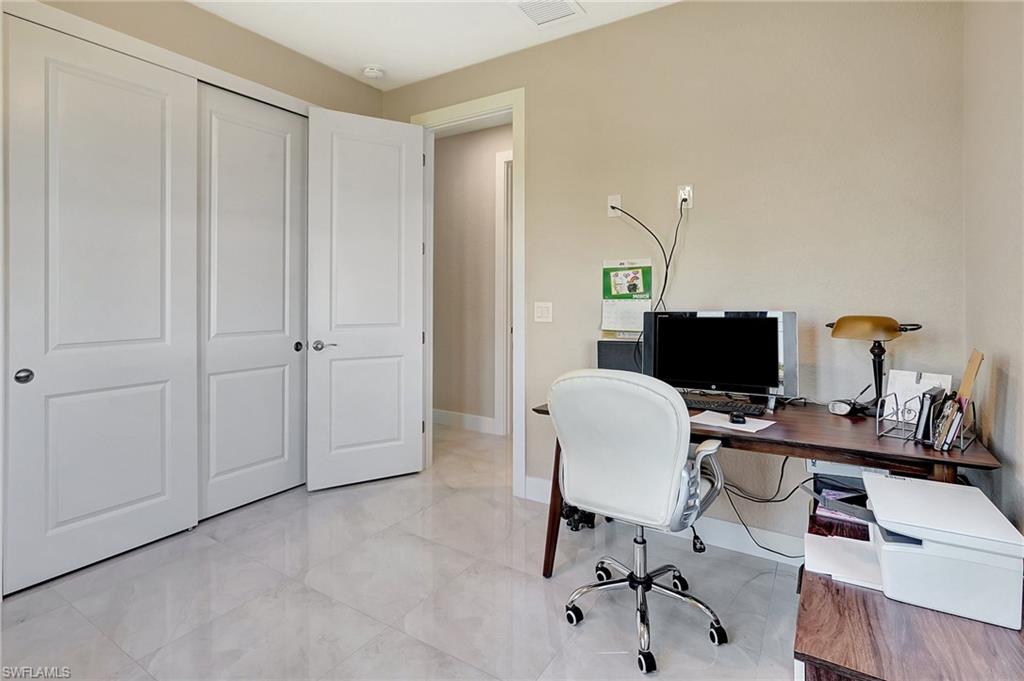 2514 Embers Ter Property Photo 17