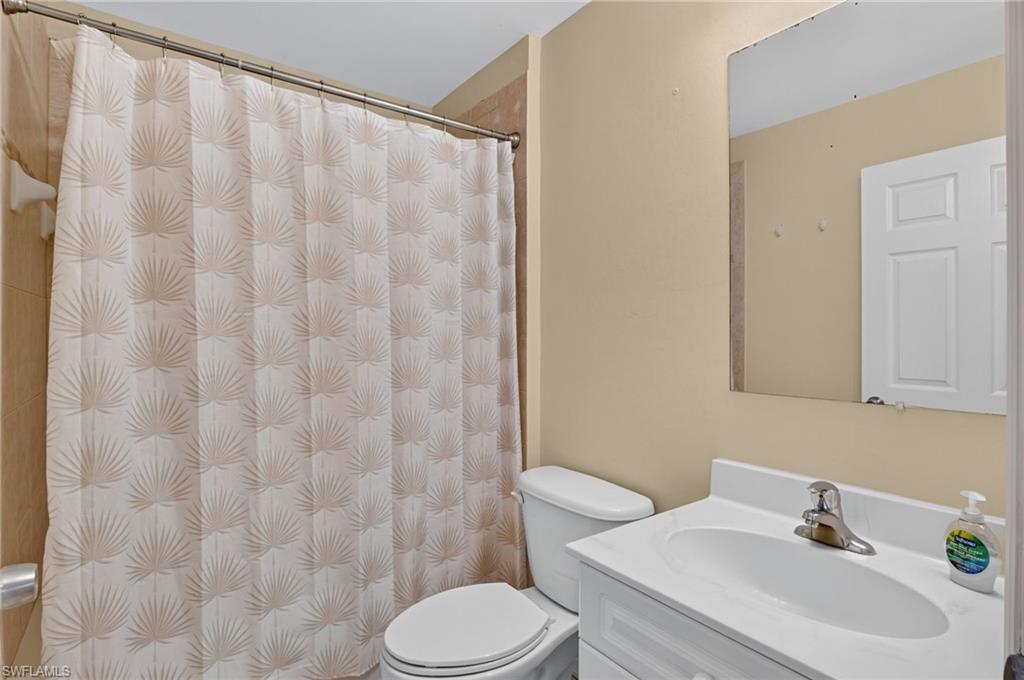523 25th Ln Property Photo 26