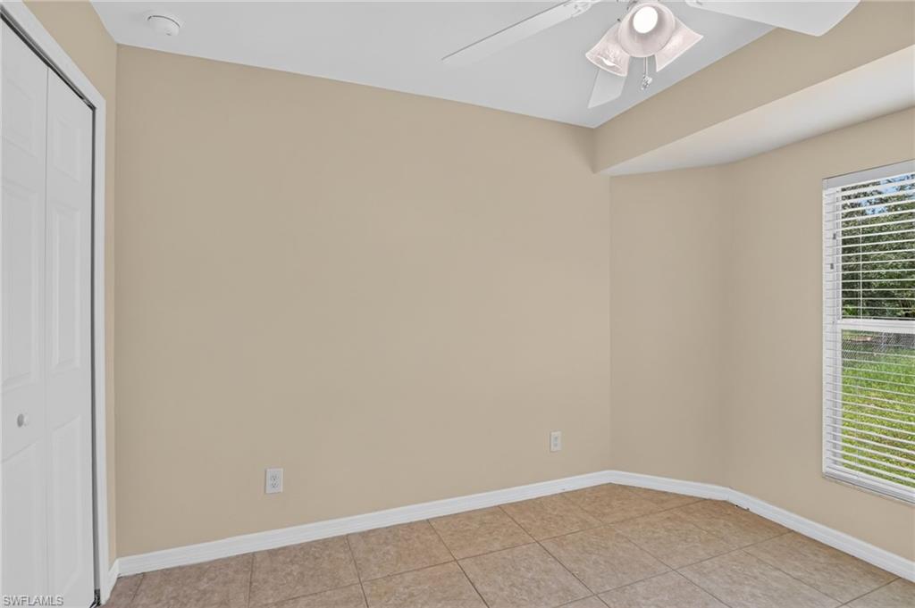 523 25th Ln Property Photo 27
