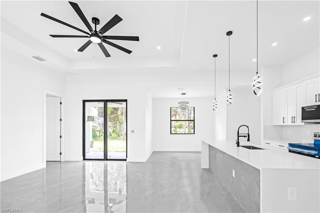 716 Connecticut Ln Property Photo 10
