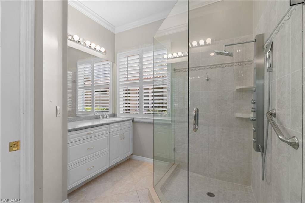 3840 Jungle Plum Dr E Property Photo 6