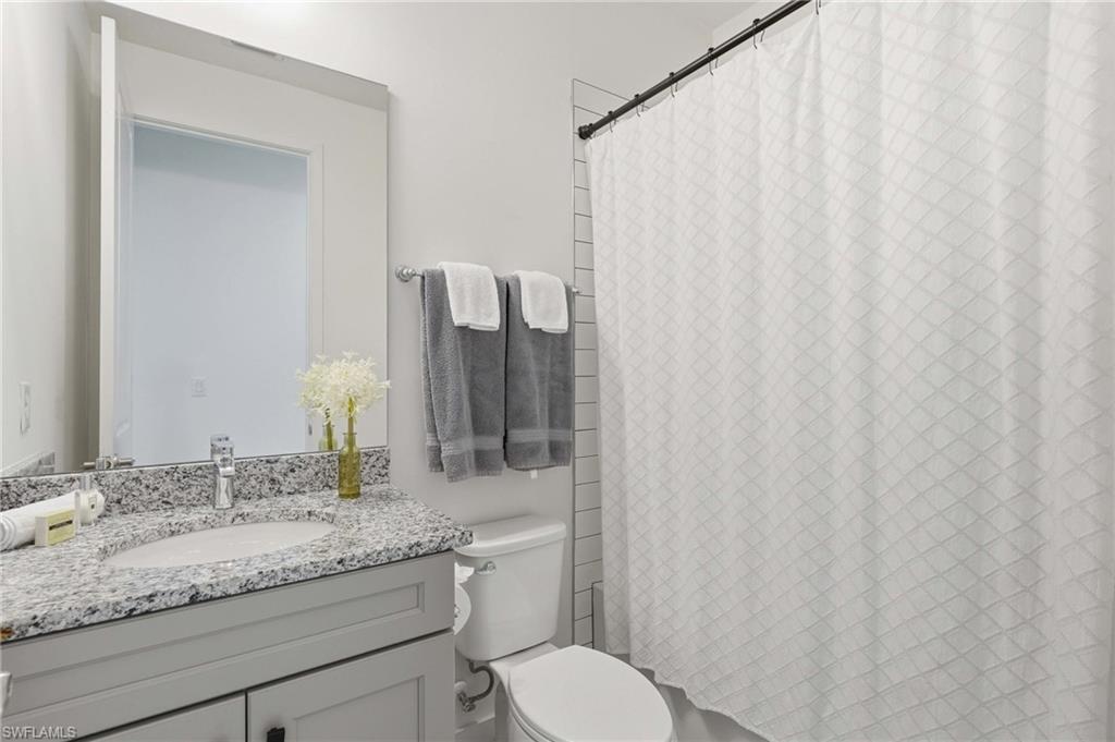 13081 Pembroke Dr Property Photo 18