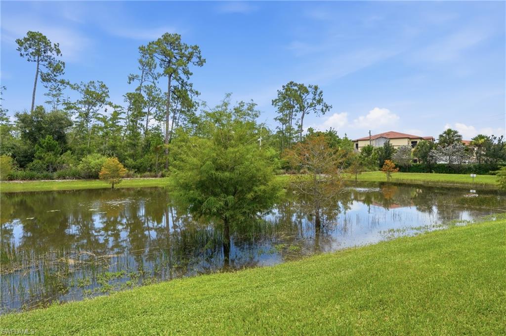 13081 Pembroke Dr Property Photo 21