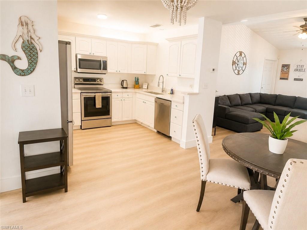 3659 Riviera Cir Property Photo 11