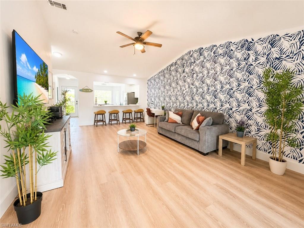 3659 Riviera Cir Property Photo 34