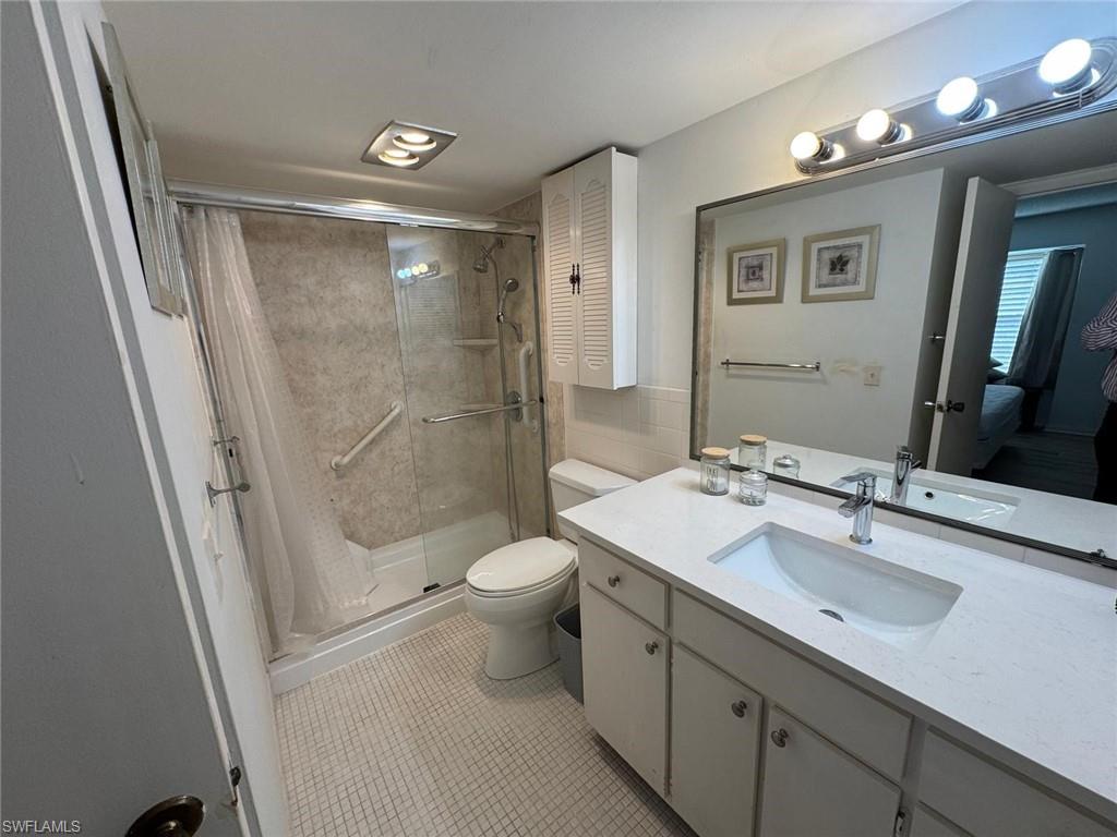 1900 Alamanda Dr 303 Property Photo 11