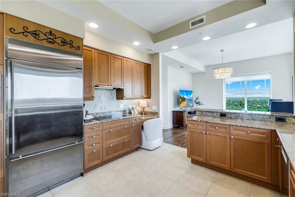 455 Cove Tower Dr 1701 Property Photo 11