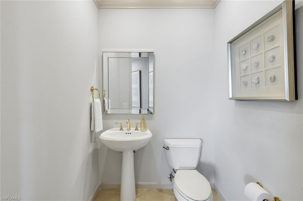 455 Cove Tower Dr 1701 Property Photo 23