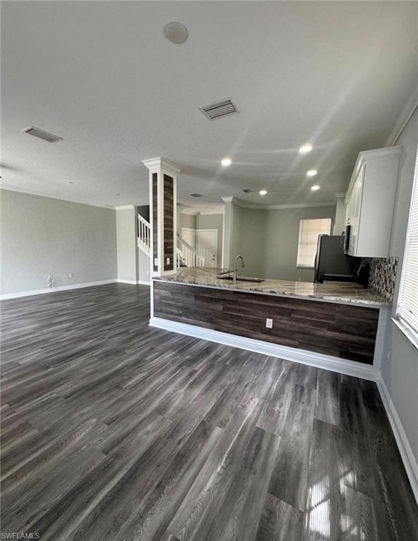 7614 Bristol Cir Property Photo 4