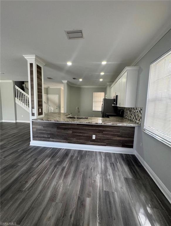 7614 Bristol Cir Property Photo 6