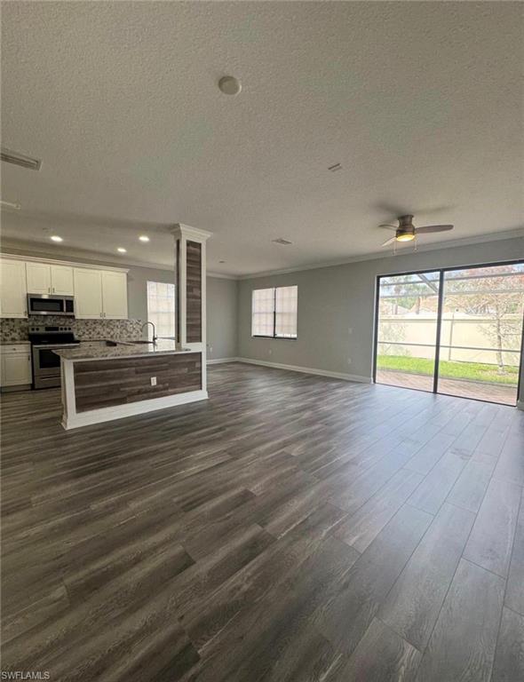 7614 Bristol Cir Property Photo 7