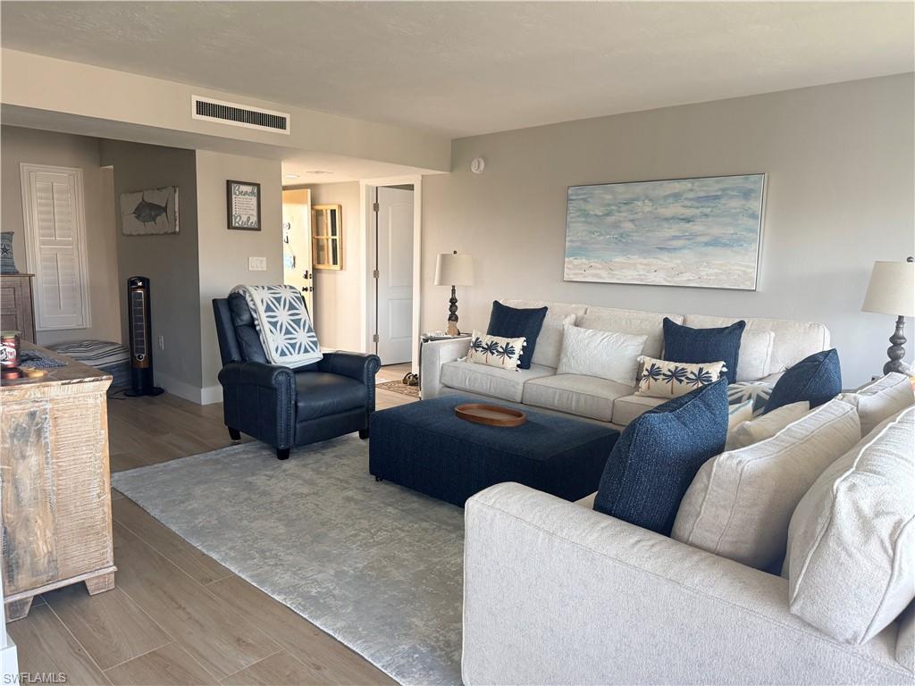 226026284 Property Photo 3