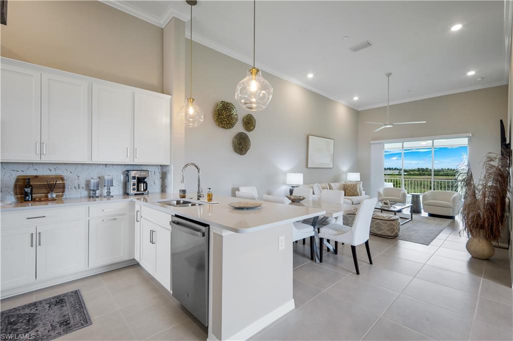 11811 Venetian Lagoon Dr 204 Property Photo 16