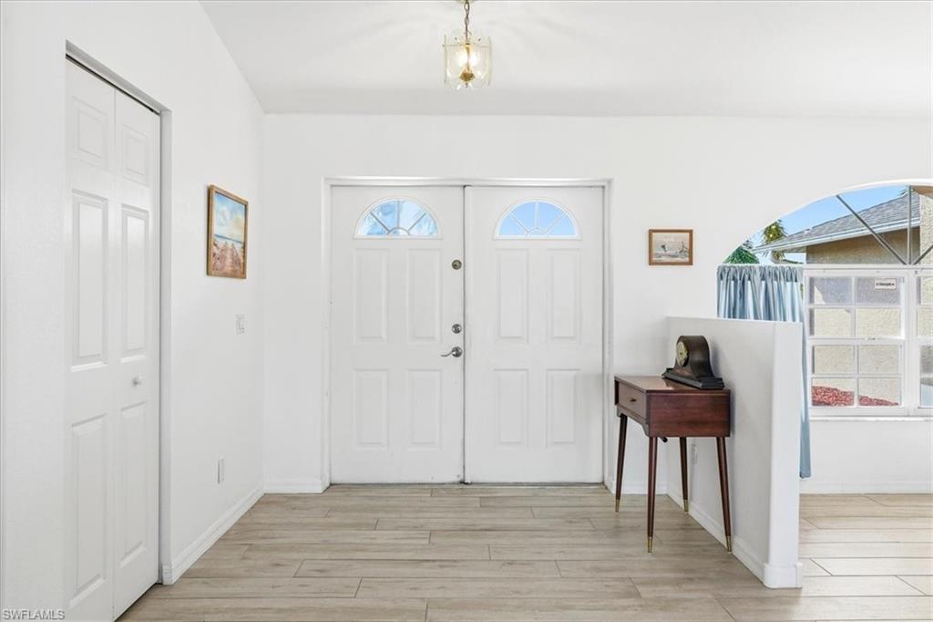1702 11th Ave Property Photo 3