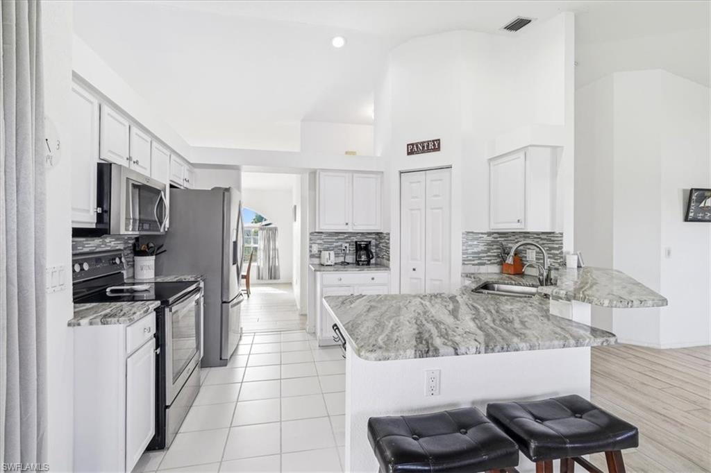 1702 11th Ave Property Photo 9