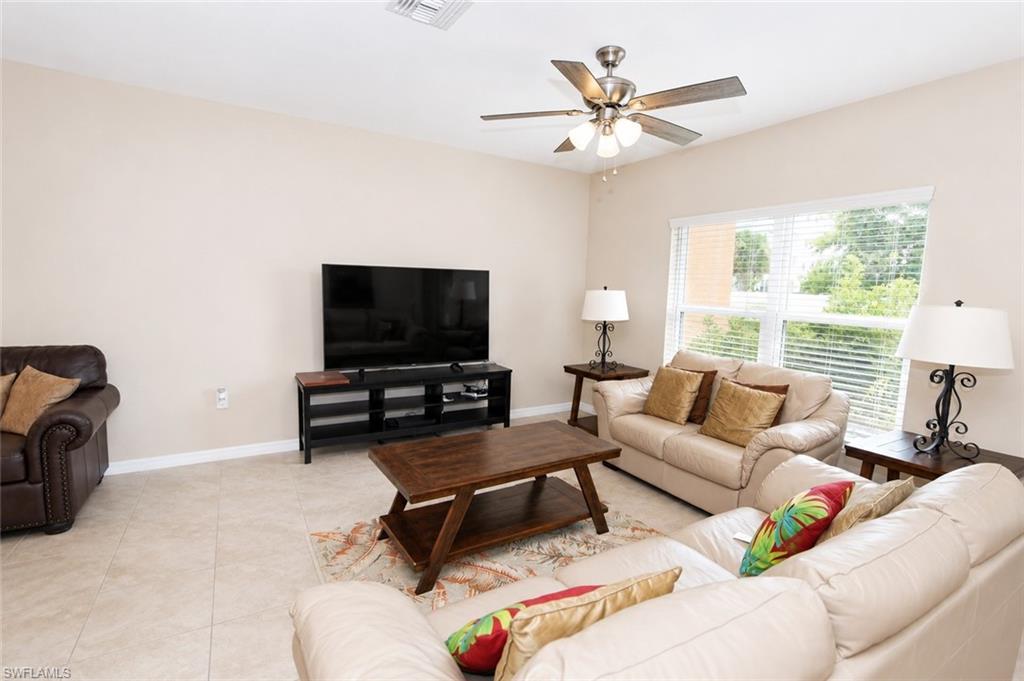 3763 Crofton Ct Property Photo 4