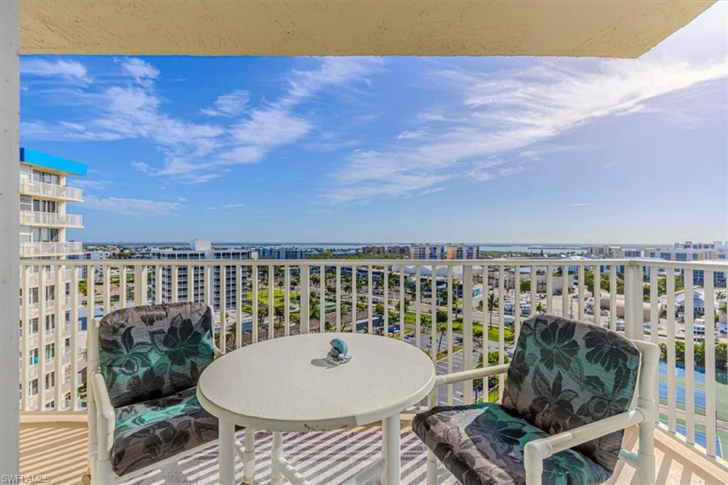 7330 Estero Blvd 1107 Property Photo 29