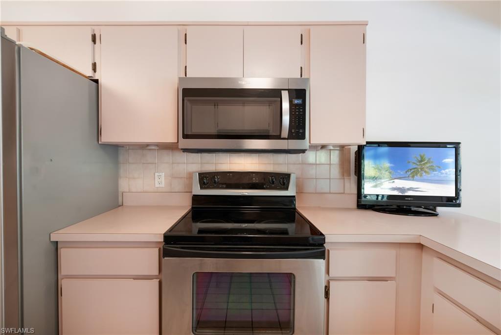 19112 Pine Run Ln Property Photo 11