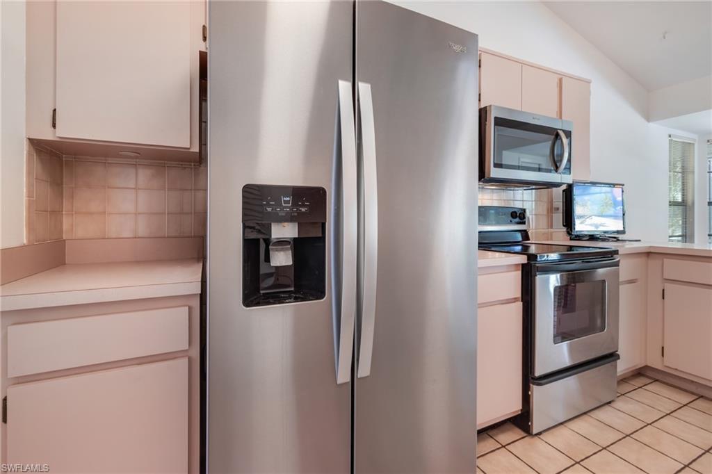19112 Pine Run Ln Property Photo 12