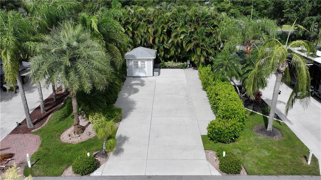 10070 Parkwood DR Property Photo 1