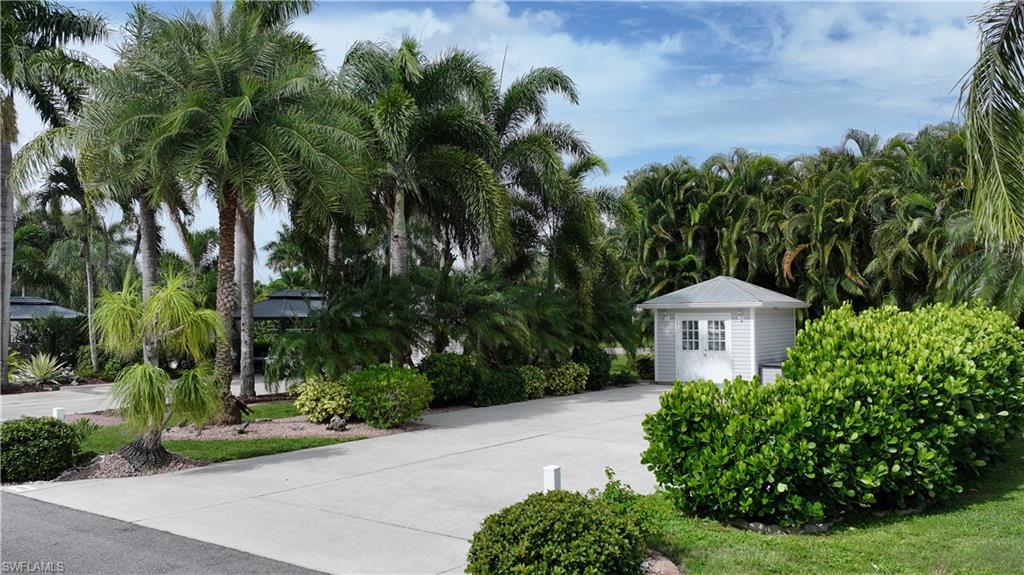 10070 Parkwood Dr Property Photo 11