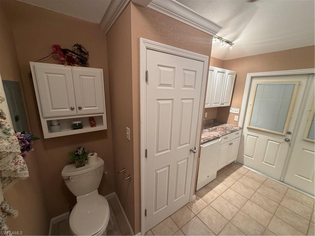 10070 Parkwood Dr Property Photo 26