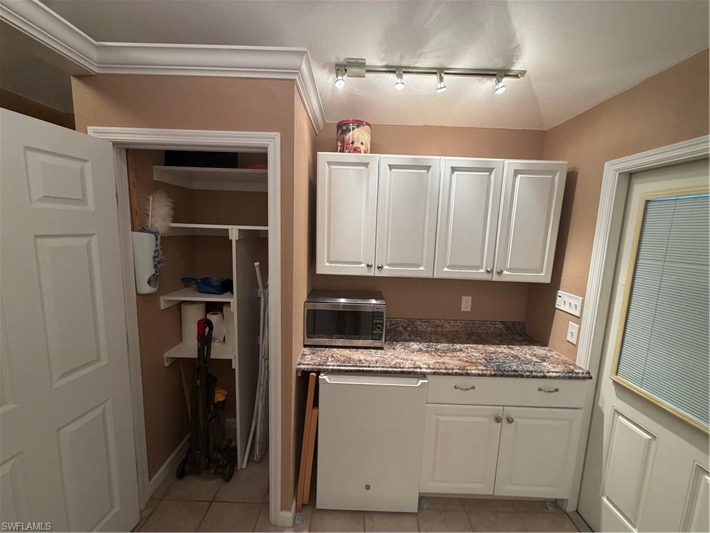 10070 Parkwood Dr Property Photo 27