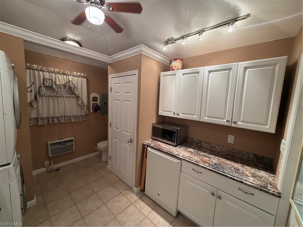 10070 Parkwood Dr Property Photo 28