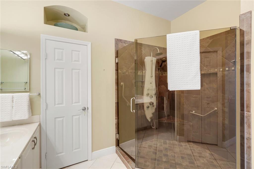 1814 Leamington Ln Property Photo 20