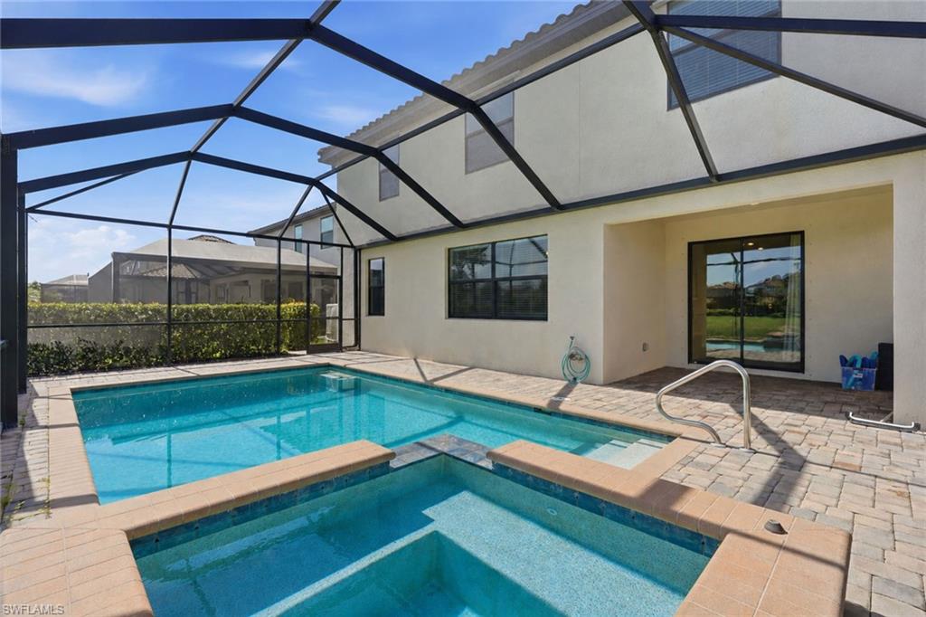 4381 Madagascar Palm Way Property Photo 36
