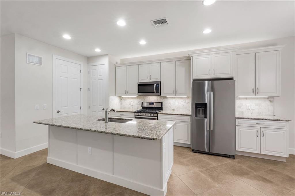 16367 Halberry Ln Property Photo 13