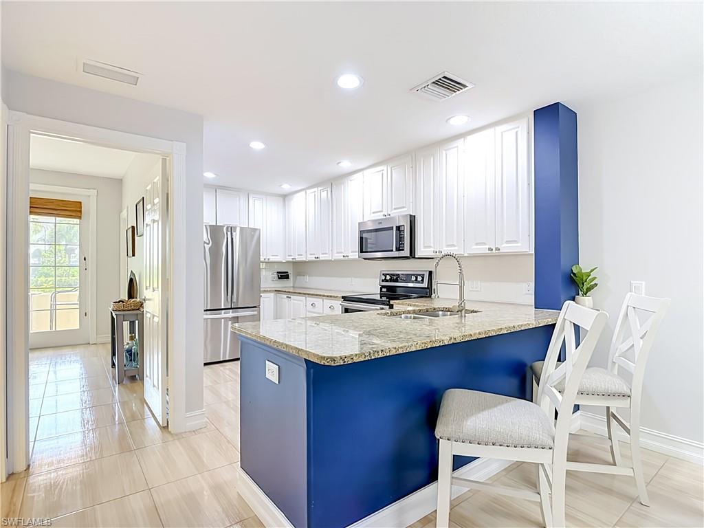 28524 Alessandria Cir Property Photo 12