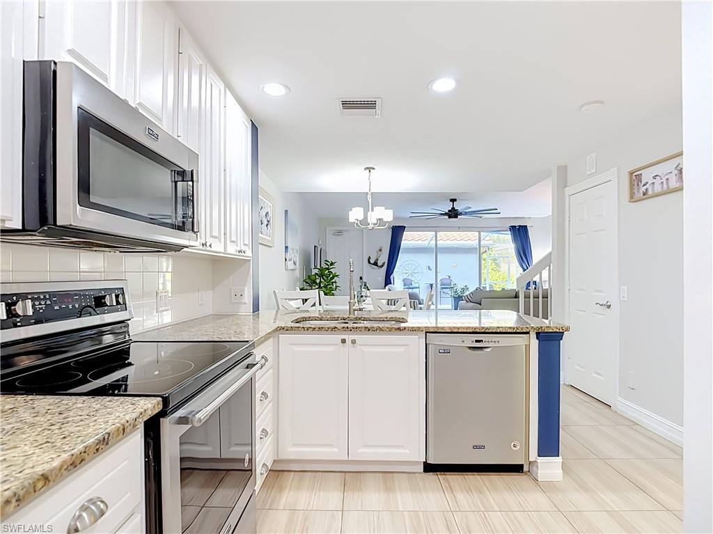 28524 Alessandria Cir Property Photo 14