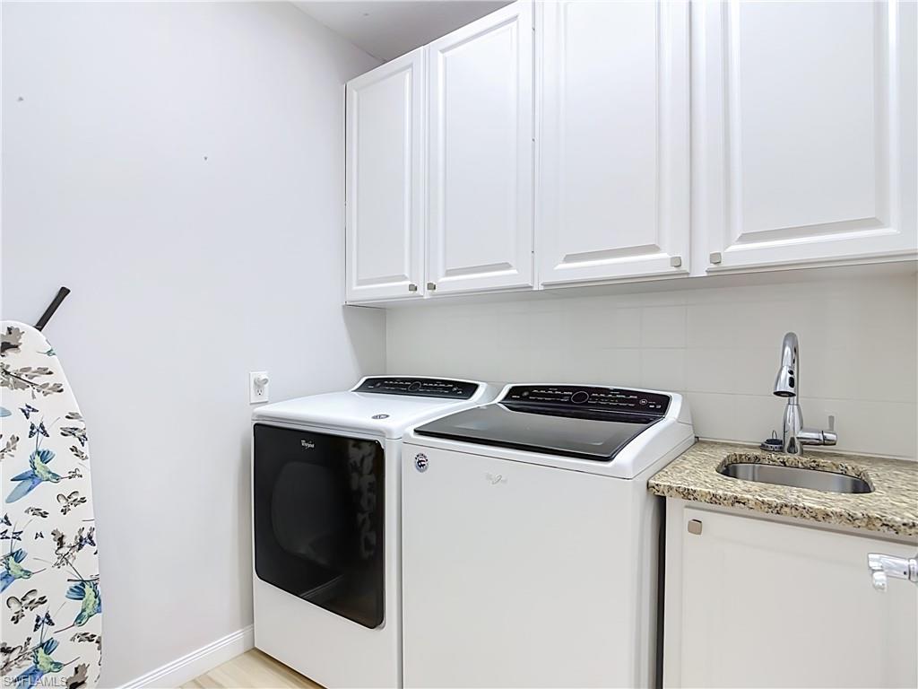 28524 Alessandria Cir Property Photo 33